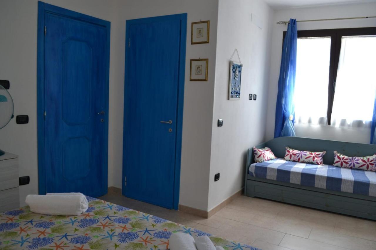 Casa Vacanze Il Faro Мурта-Мария Экстерьер фото